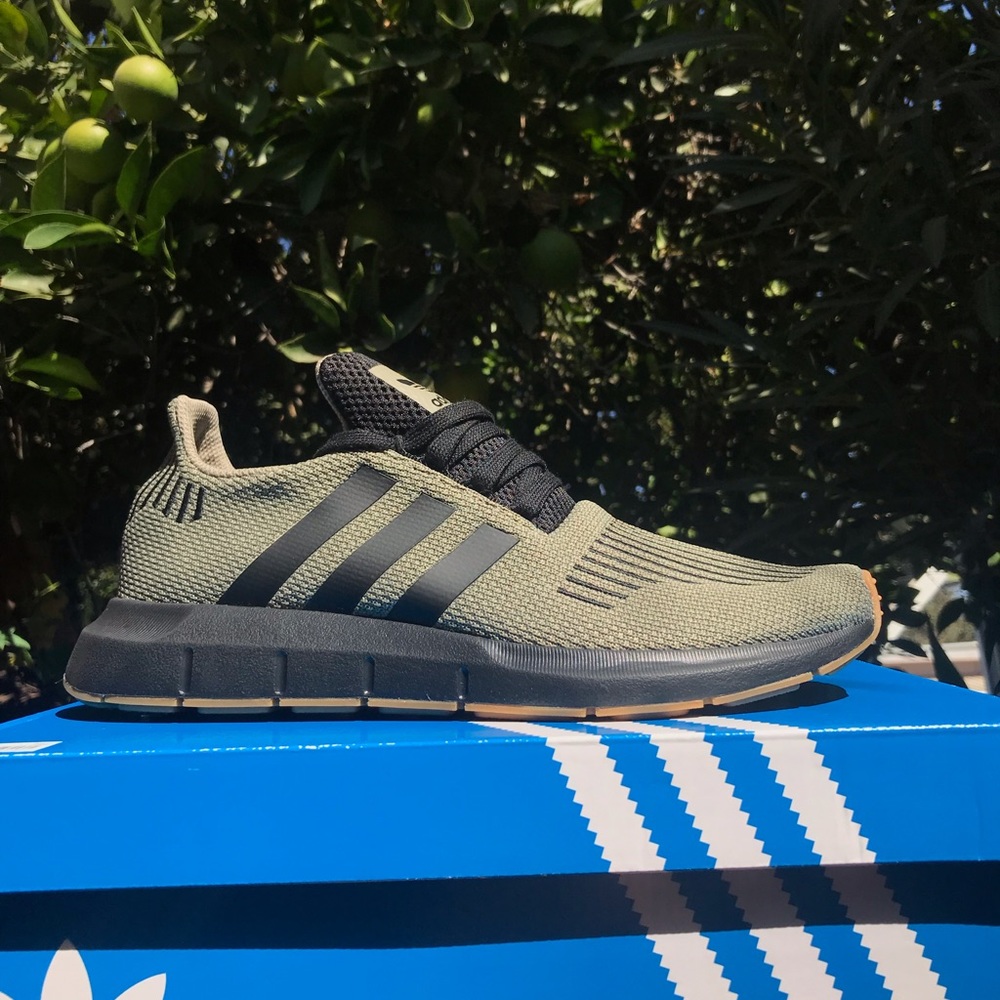 Adidas swift run